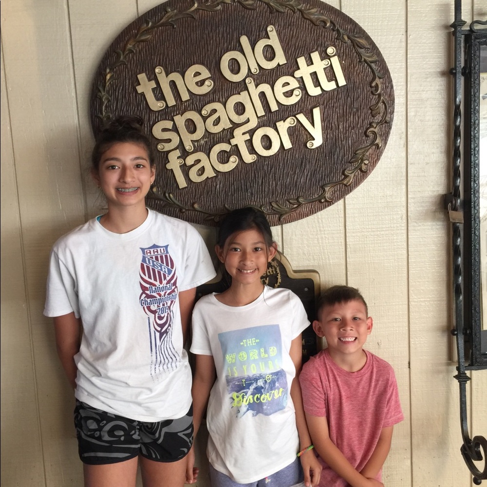 Meet your Posher, Dawn